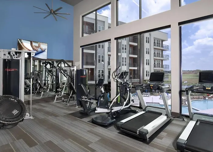 The Stockyard Retreat - Pool, Gym & Free Parking Apartment Fort Worth